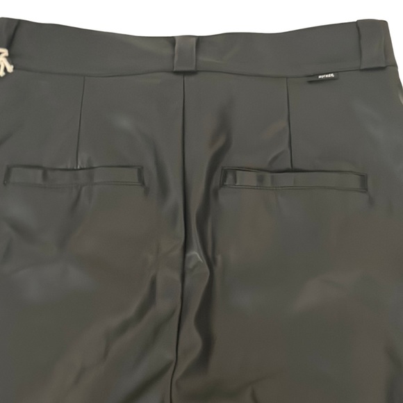 NWT Mother The High Waisted Tunnel Vision Sneak Wide Pleated Pants Faux Leather - Picture 9 of 12